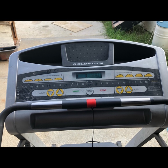 Treadmill - Picture 1 of 3